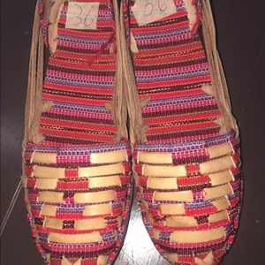 Girls baby doll sandals size 4 1/2
